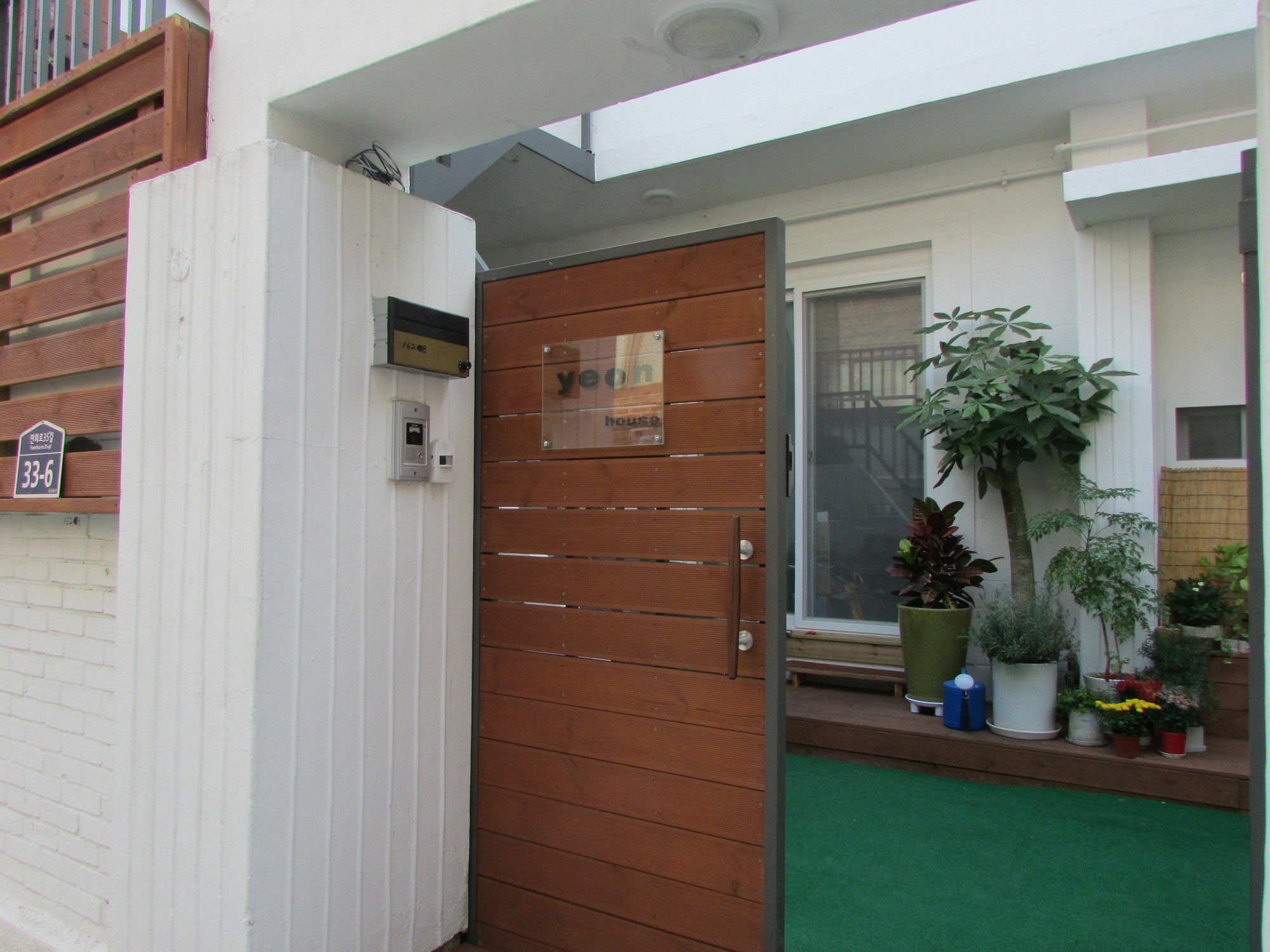 Yeon Guesthouse Seoul Exterior photo